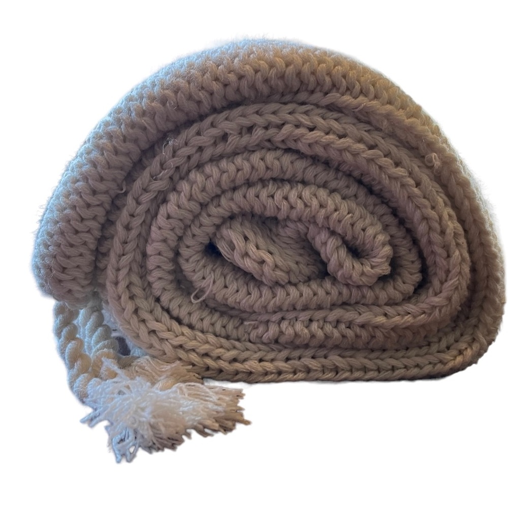 Pottery Barn Bryson Woven Knit Throw With Twisted Fringe- New with tags! - Picture 3 of 7